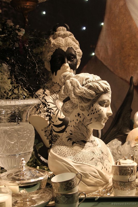 Vitrines de Noel 2010 Grands Magasins Paris_012.JPG